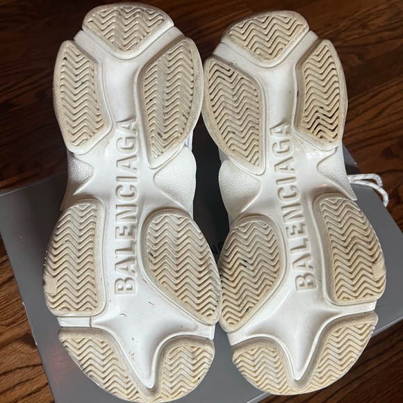 Balenciaga Triple S Sneakers - Picture 10 of 11